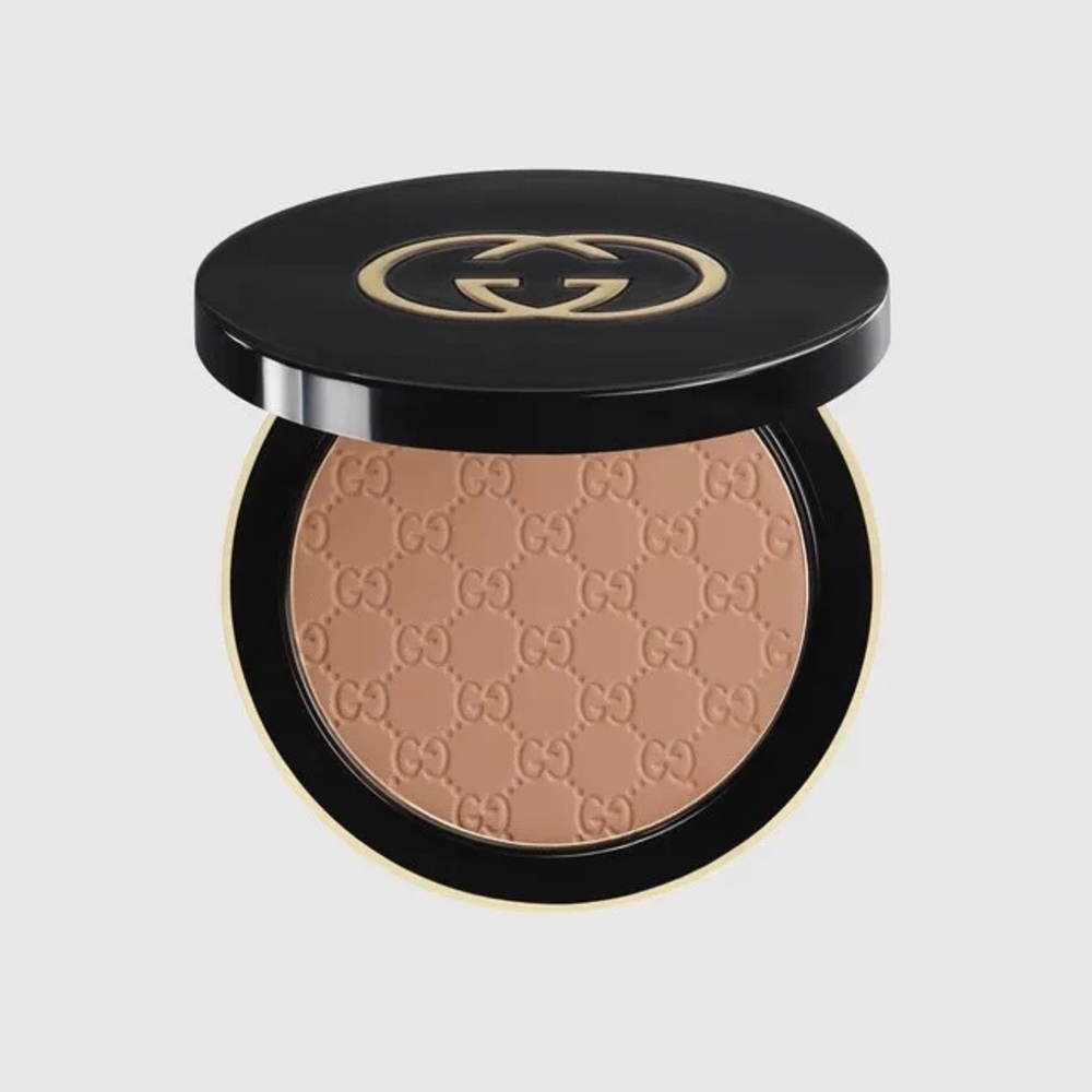 Gucci Face Golden Glow Bronzer in 010 Caribbean Ochre